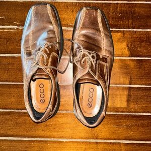 Ecco Men's Classic Brown Leather Oxfords